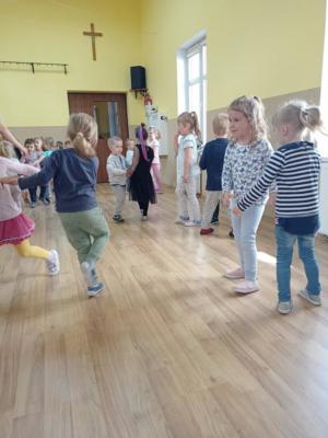 284597112_729247611560746_2609484042176725177_n