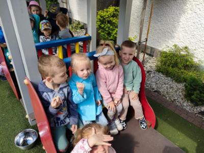 284621583_394393782618443_396488709732158439_n