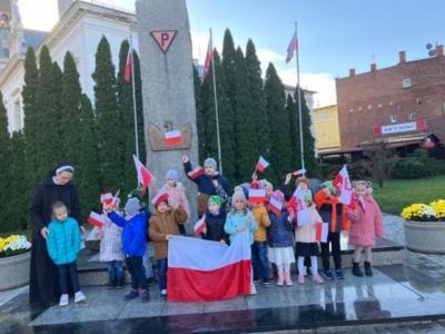 received_443822267911773